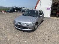 Peugeot 306 2,0 HDI 66KW RHY stříbrný prodám díly z vozu Peugeot 306 2,0 HDI 66KW RHY stříbrný prodám díly z vozu