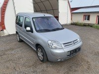 Citroen Berlingo 1,6 hdi 66KW 9HX prodám díly z vozu EZRC Citroen Berlingo 1,6 hdi 66KW 9HX prodám díly z vozu EZRC