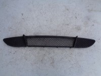 přední mřížka donárazníku na bmw 1 E87 , před liftem přední mřížka donárazníku na bmw 1 E87 , před liftem